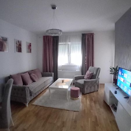 Skyline Apartment Bijeljina Kültér fotó